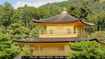 Ultimate Family Vacation to Japan – Fun, Culture & Safety Tips for Pakistani Families