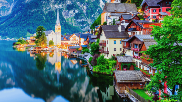 Travel Europe with Deluxe Holidays